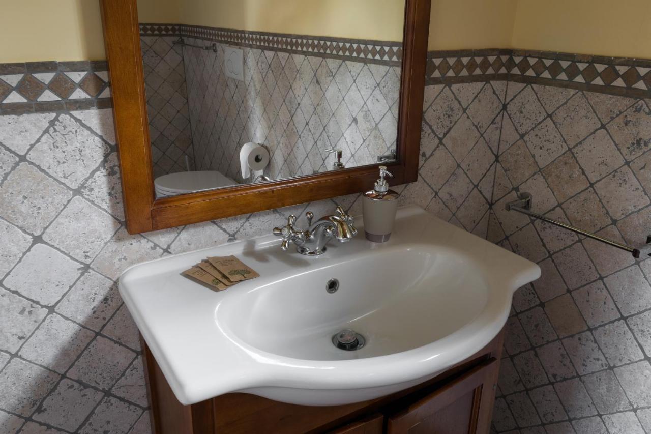 Agriturismo Il Poggio Vetralla Bagian luar foto